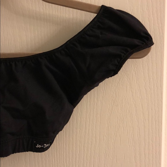 Jo&jax Black ruffle top. Size small. - Picture 2 of 4